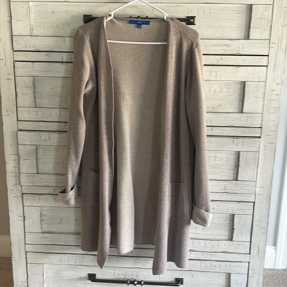 Apt 9 - womens large - cream
